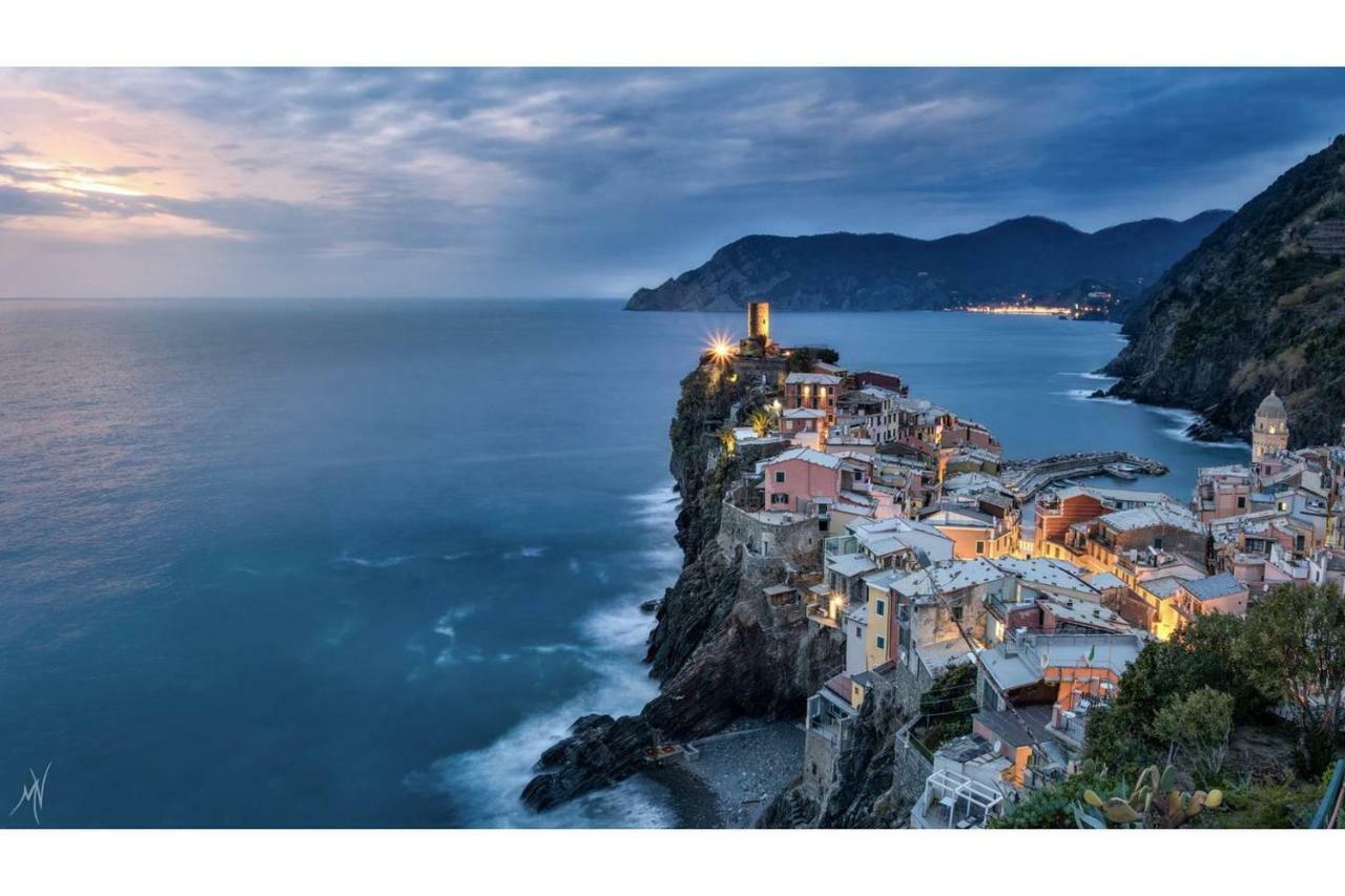 Appartamento Joivy Light Flat With Great View, Cinque Terre Vernazza Esterno foto